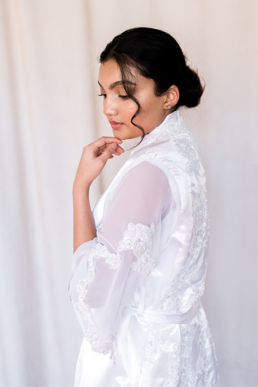 Signature Stunning Getting Ready Bridal Robe (as seen on Tik Tok)